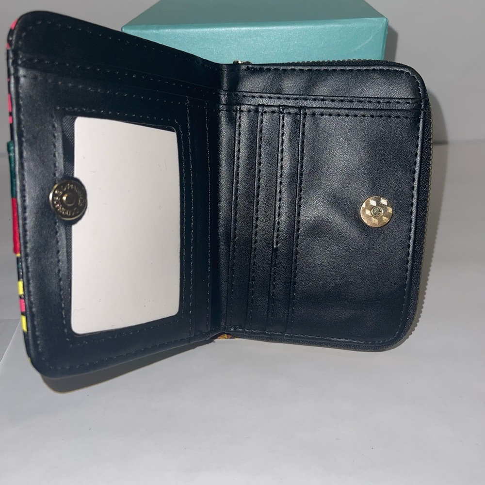 Queen Bee Wallet with Graffiti - Picture 9 of 9